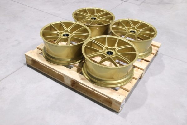 Wheel set JR30 20x8,5 ET40-42 5H BLANK Gloss Gold