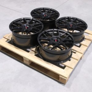Wheel set JR18 18x7,5 ET25 / 18x8,5 ET25 4x100 Gloss Graphite