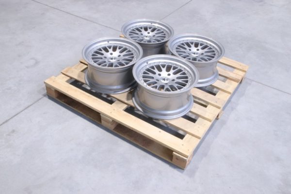 Wheel set JR10 16x8 ET20 5x112 Gloss Silver