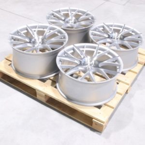 Wheel set JR42 20x9 ET35-50 / 20x10 ET42 5x112 Silver Machined