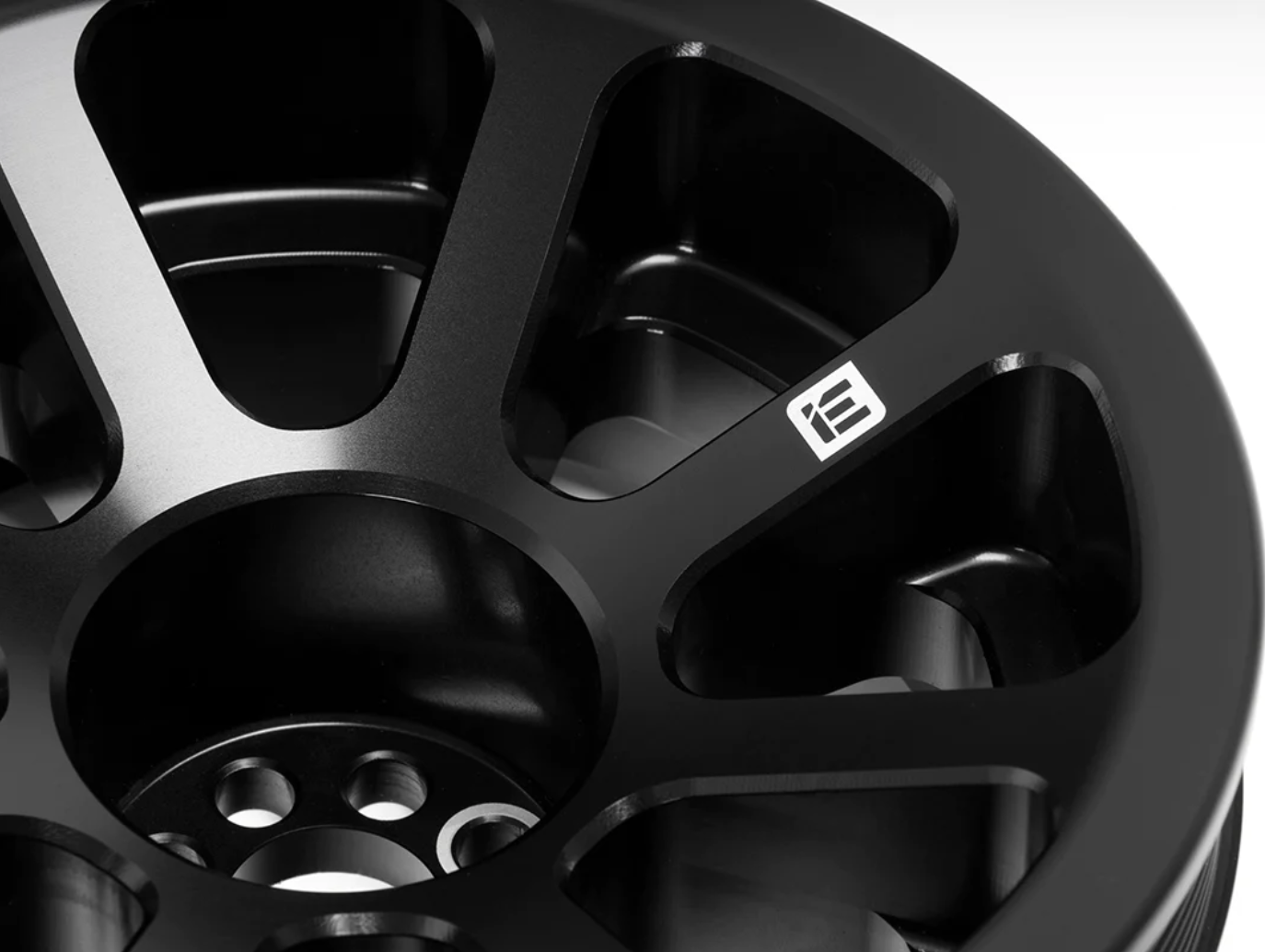 Remmiahtimen alempi hihnapyörä, Audi 3.0TFSI - Image 2