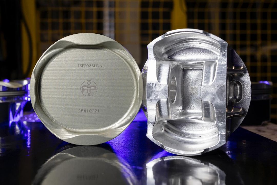 IRP mäntäsarja, TOYOTA LAND CRUISER (5.7LTR.)