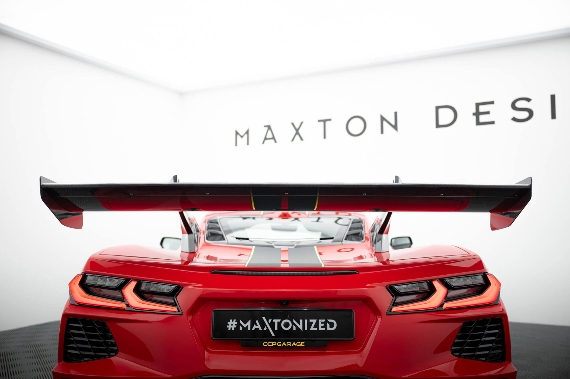 Hiilikuituspoileri Chevrolet Corvette C8, Maxton
