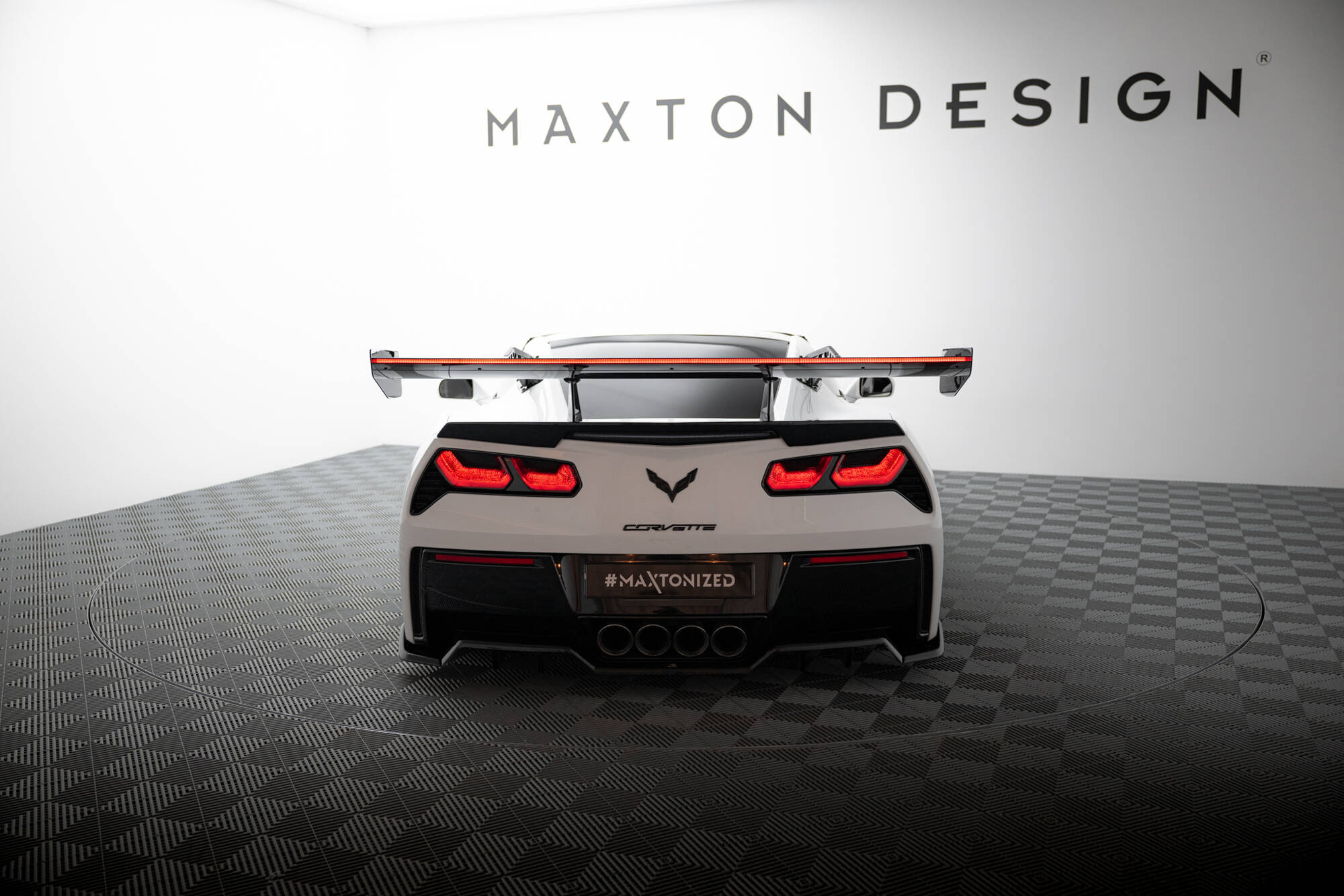 Hiilikuituspoileri, Upper Swan Mounting + LED Chevrolet Corvette Stingray / Grand Sport C7, Maxton-2