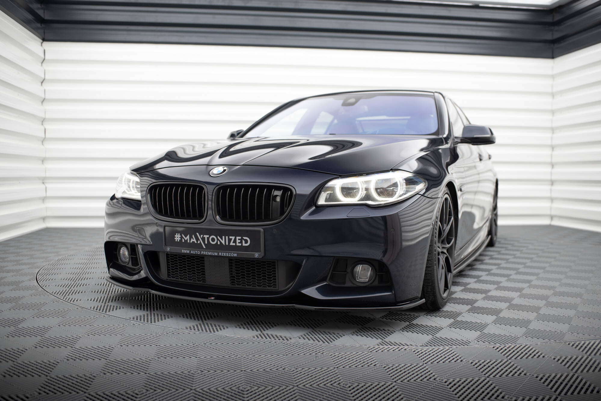 Etusplitteri (V2) BMW 5 F10/F11 MPACK, Maxton