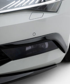 Valojen kehys Skoda Superb Liftback / Combi Mk3, Maxton