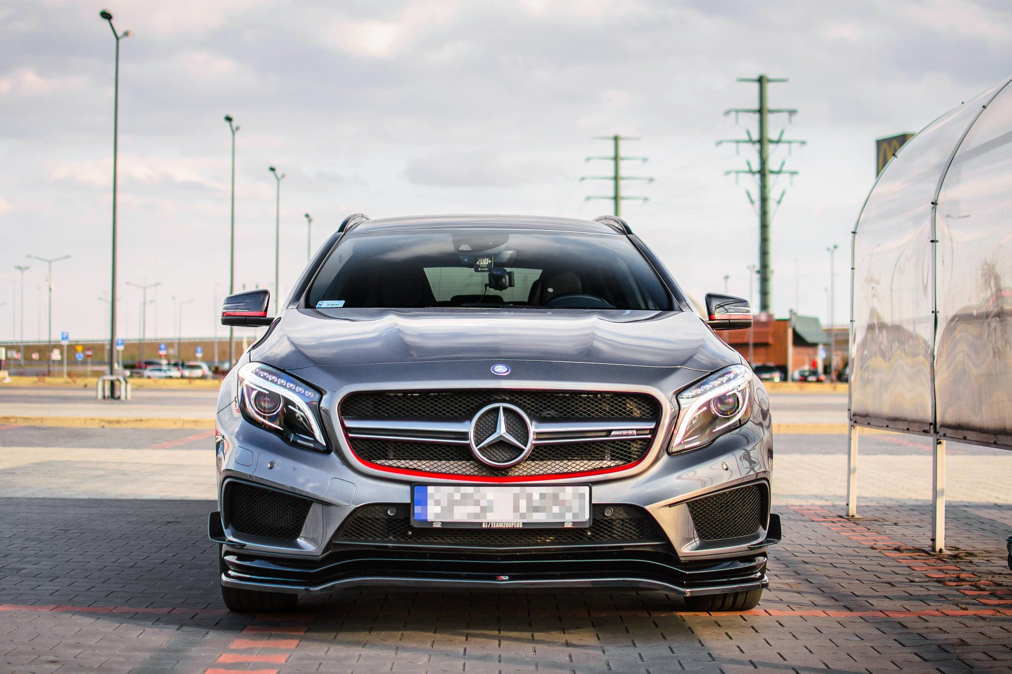 Etusplitteri Mercedes-Benz GLA 45 AMG, Maxton