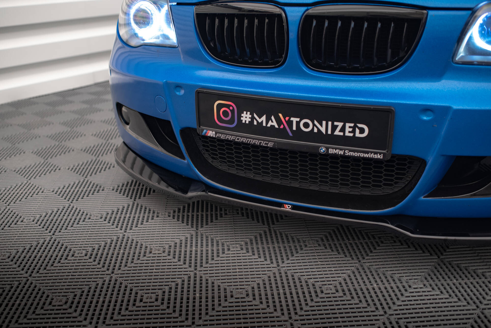 Etusplitteri (V1) BMW 1 M-Pack E87 / E81 Facelift, Maxton-3