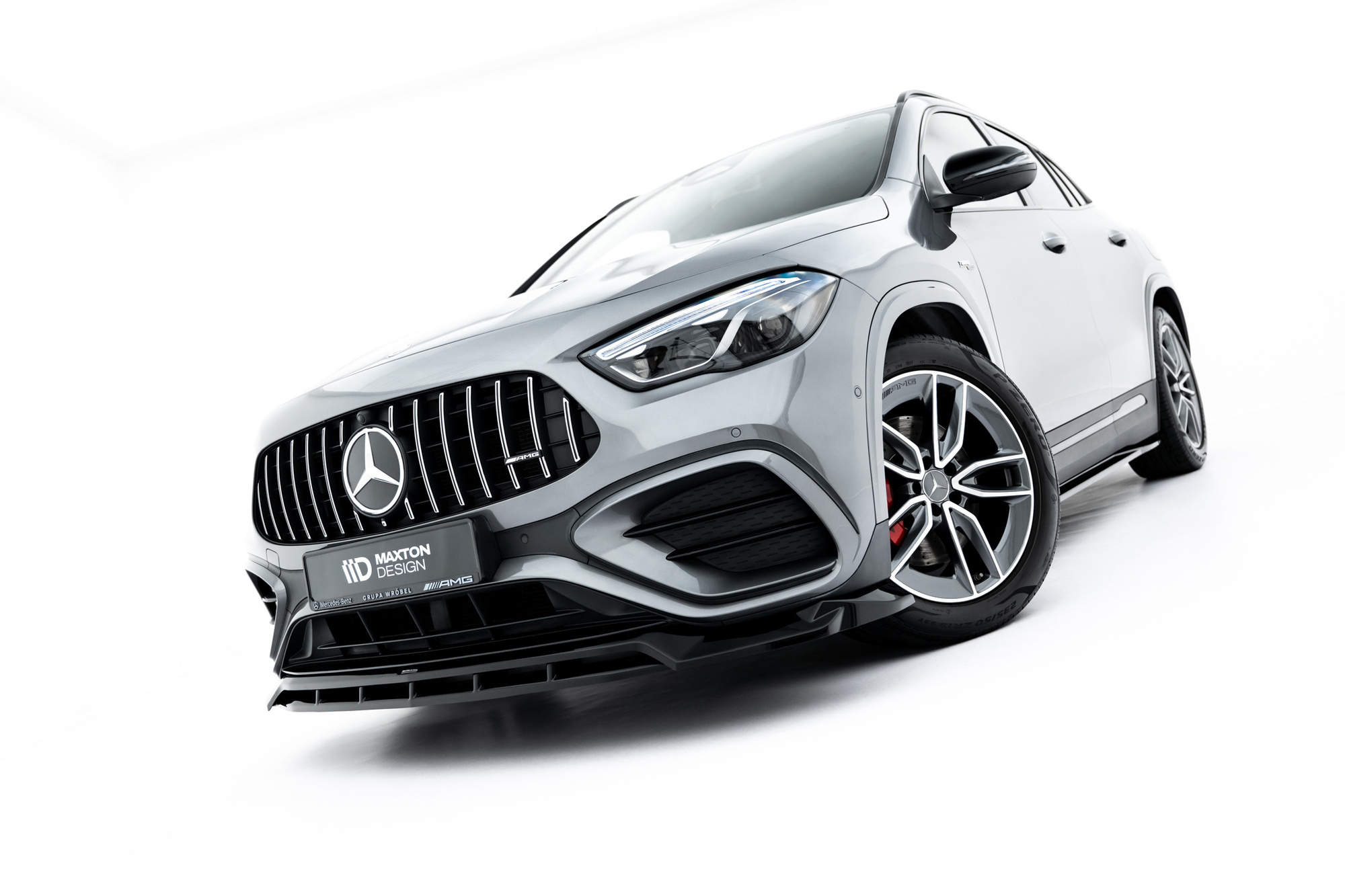 Etusplitteri (V1) Mercedes-AMG GLA 35 H247 Facelift, Maxton
