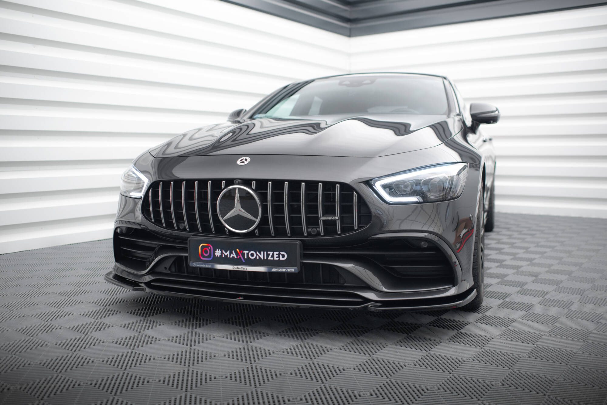 Etusplitteri (V1) Mercedes-AMG GT 53 4-Door Coupe, Maxton