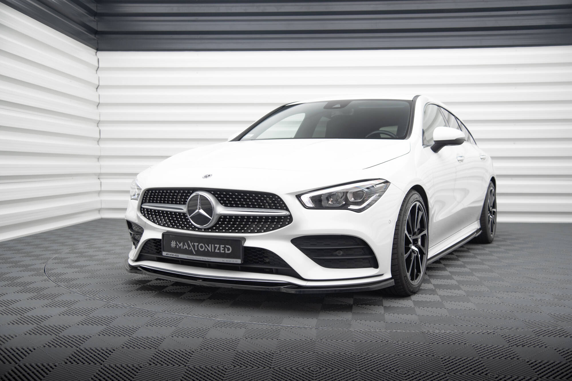 Etusplitteri (V1) Mercedes-Benz CLA A35 AMG / AMG-Line C118, Maxton