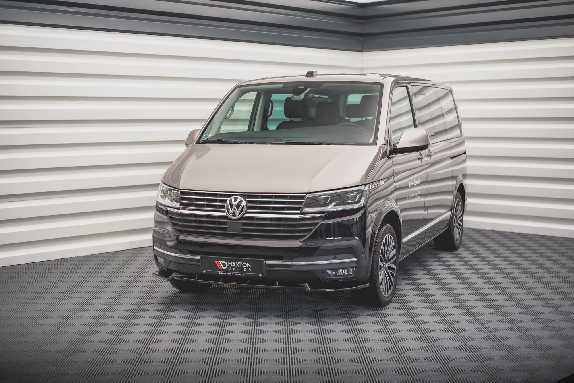 Etusplitteri (V1) Volkswagen T6 Facelift, Maxton