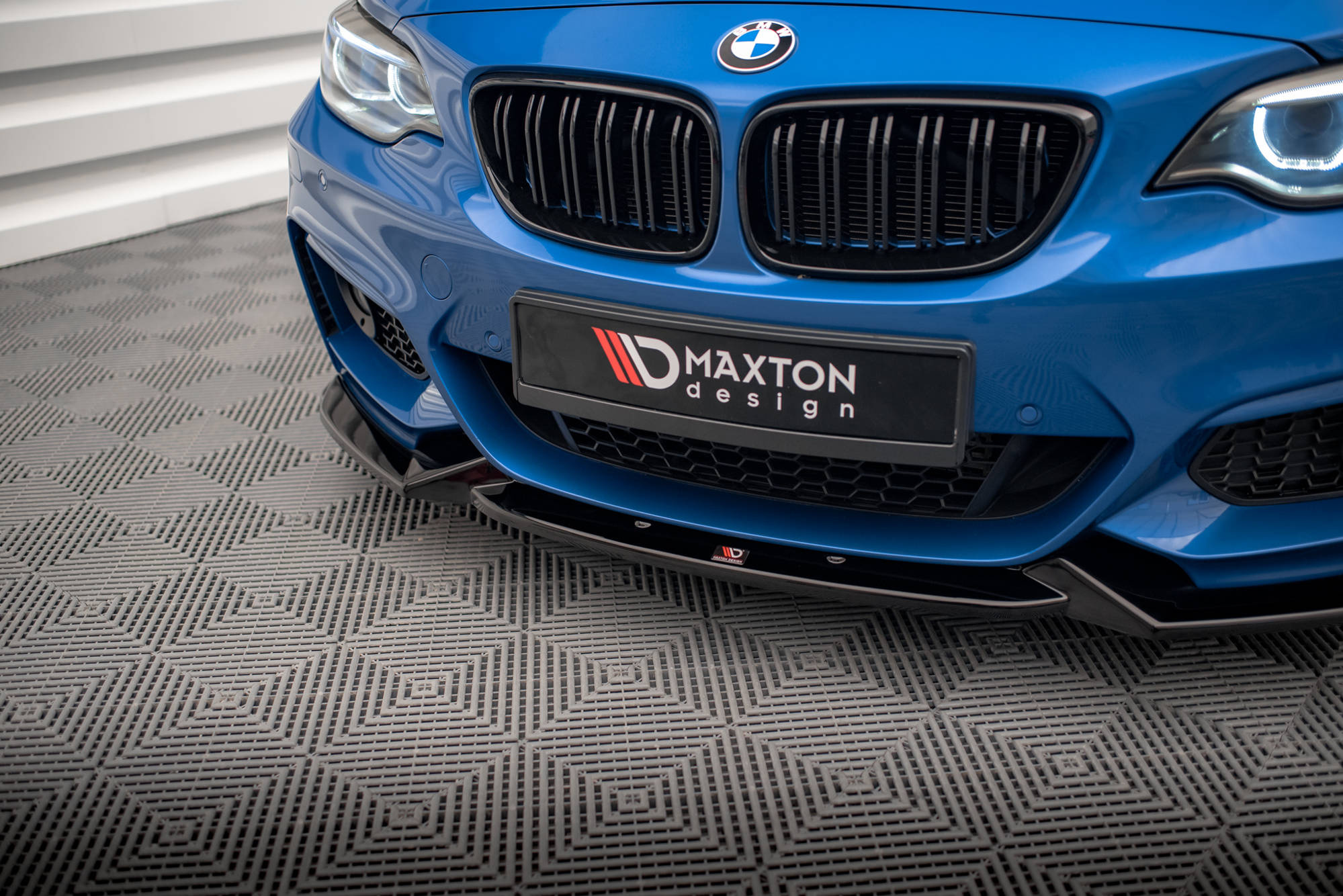 Etusplitteri (V2) BMW 2 M-Pack F22, Maxton-3