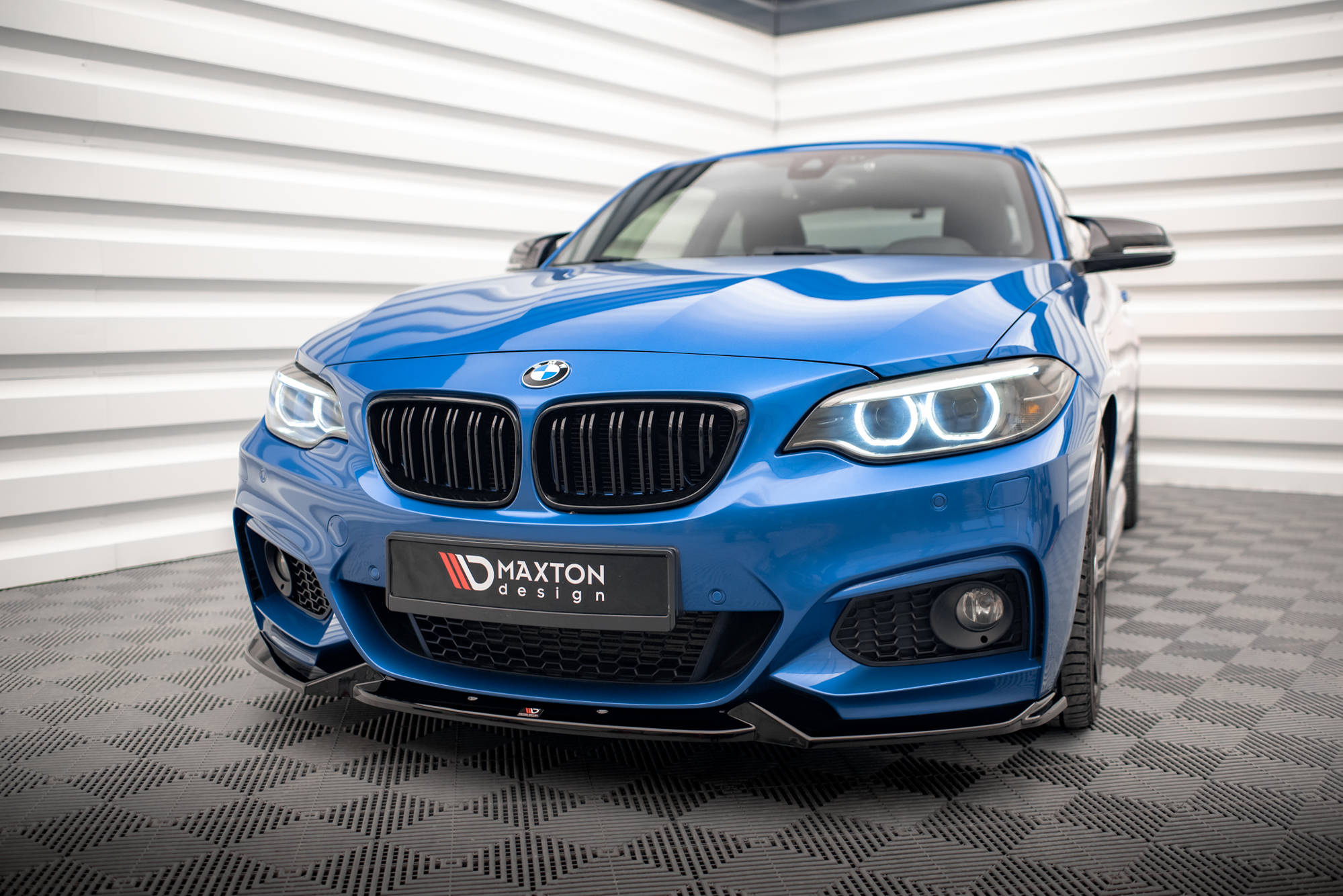 Etusplitteri (V2) BMW 2 M-Pack F22, Maxton
