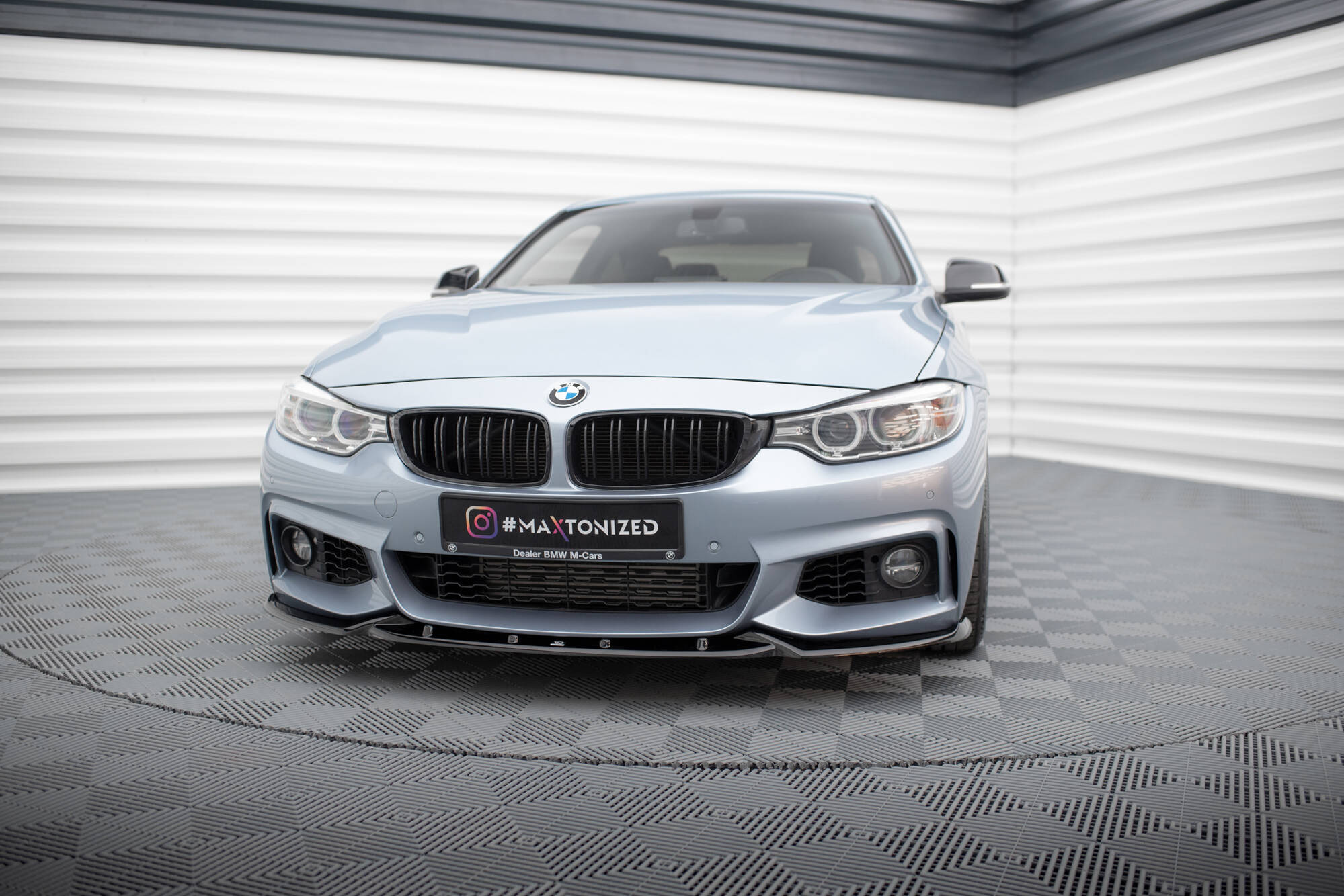 Etusplitteri (V3) BMW 4 M-Pack F32 / F36 / F33, Maxton