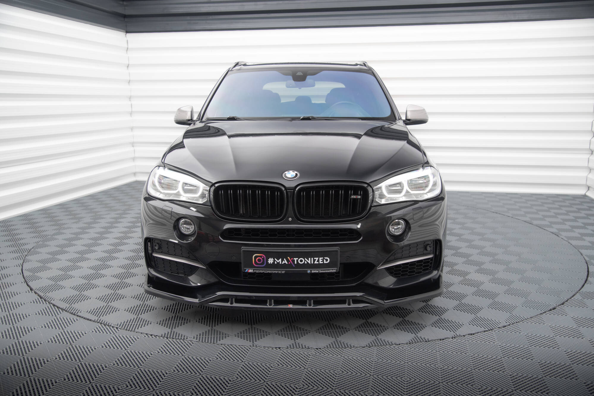 Etusplitteri (V3) BMW X5 M-Pack F15, Maxton-2