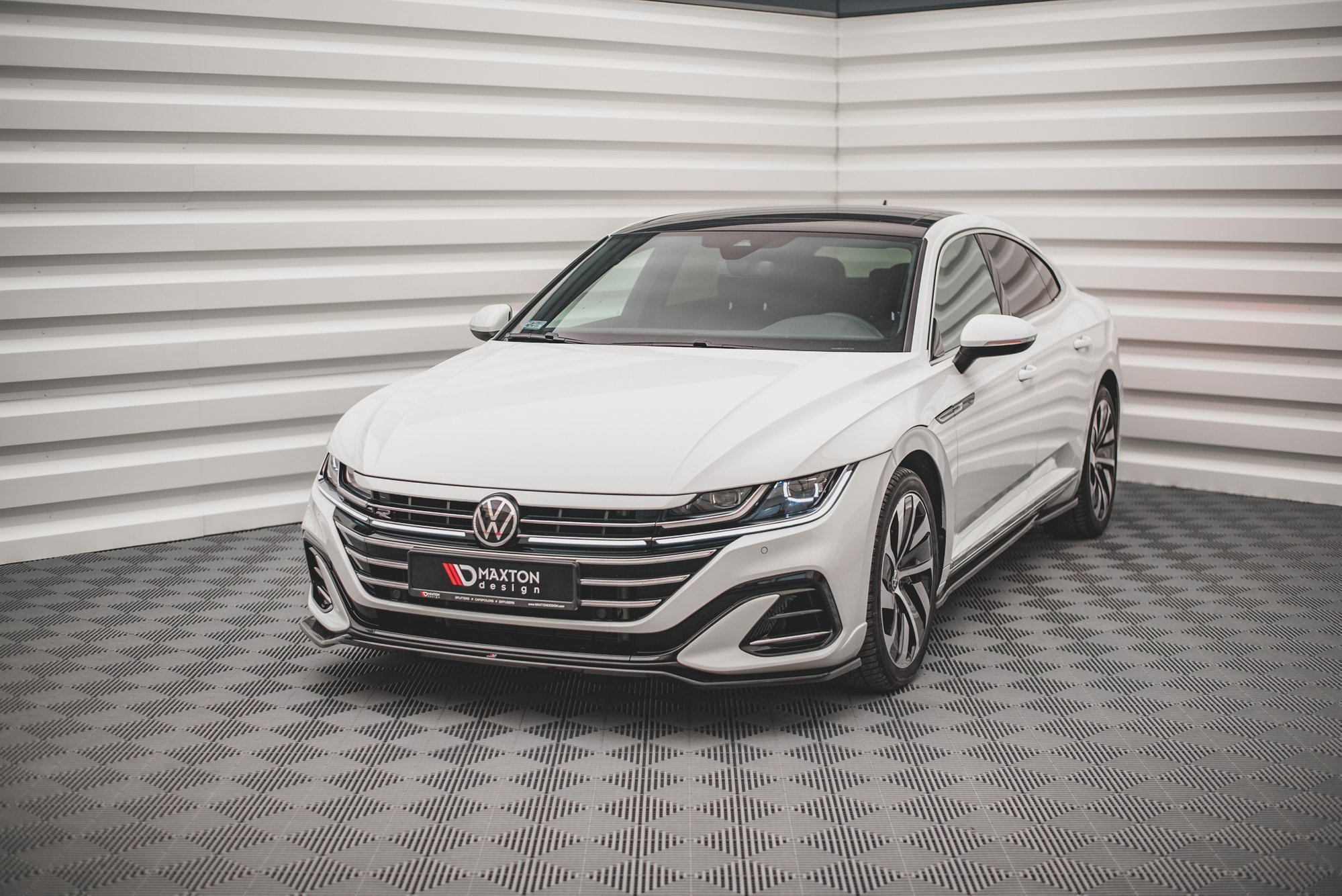 Etusplitteri (V3) Volkswagen Arteon R-Line Facelift, Maxton
