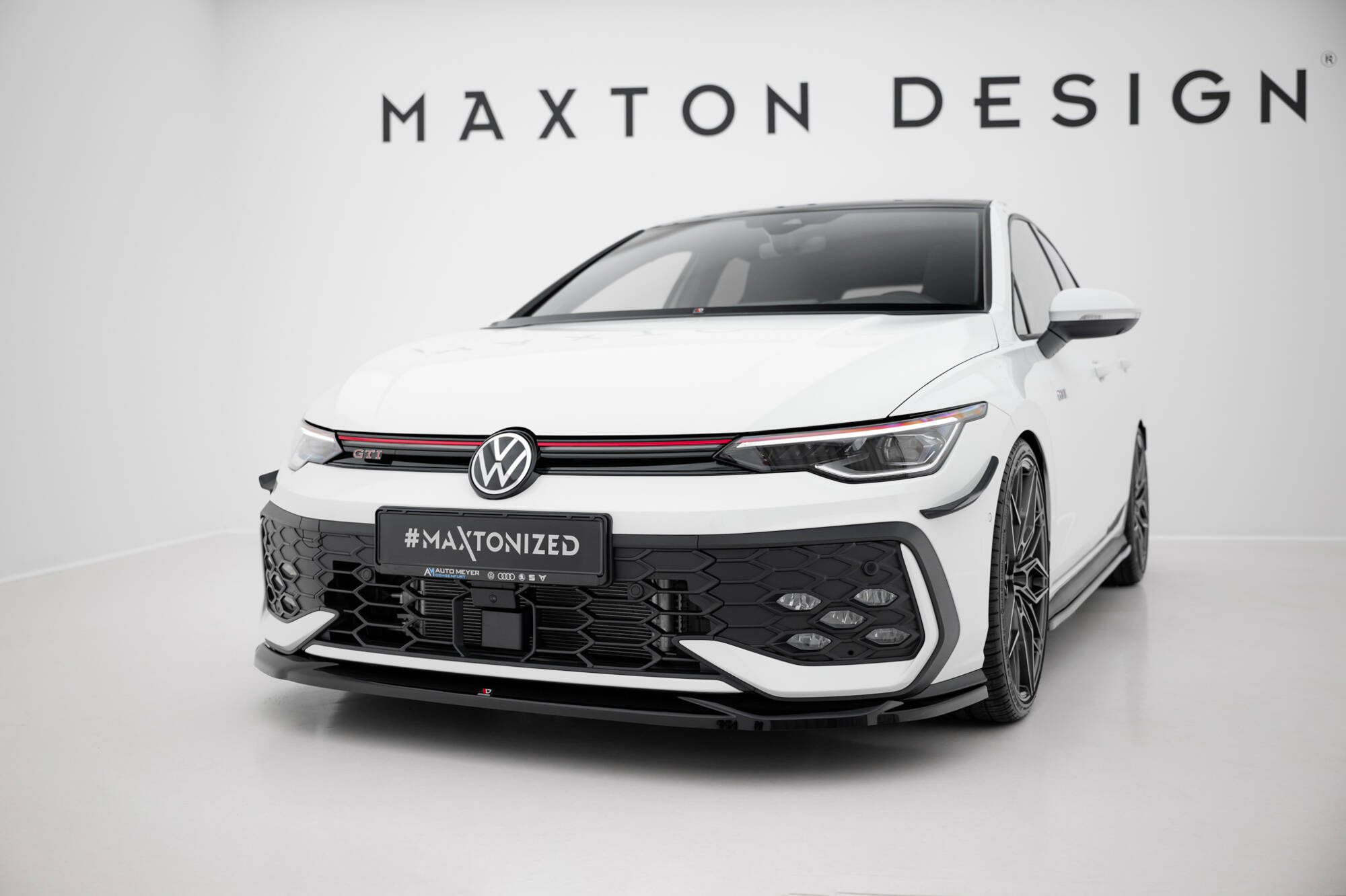 Etusplitteri (V4) Volkswagen Golf GTI / GTE / R-Line Mk8 Facelift, Maxton