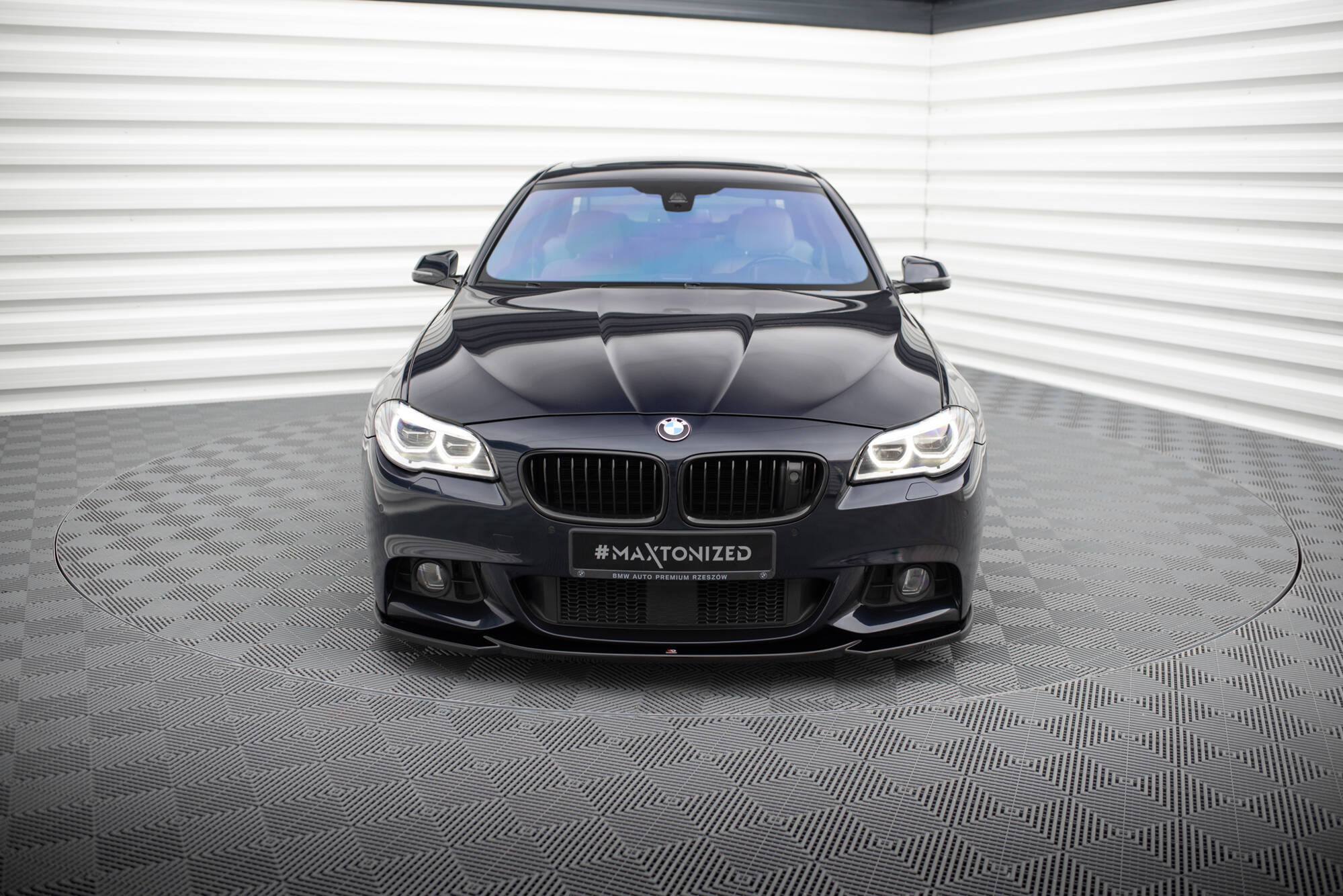 Etusplitteri (V4) BMW 5 F10/F11 M-Pack, Maxton-2
