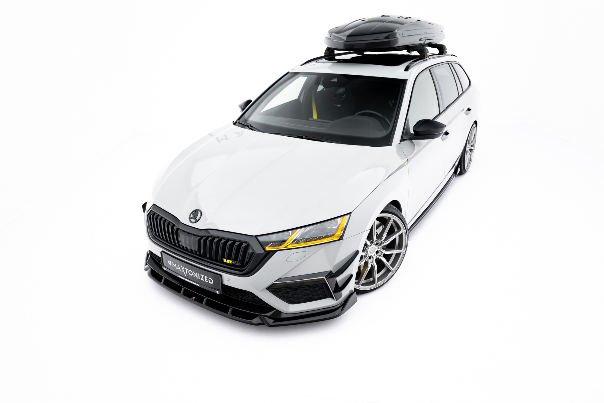 Etusplitteri (V5) Skoda Octavia RS Mk4, Maxton-5