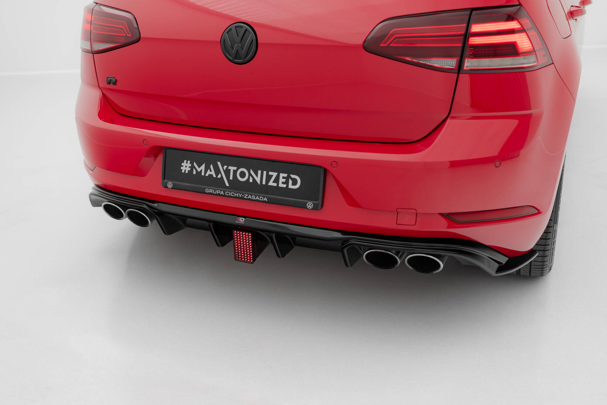 LED jarruvalo Volkswagen Golf R Mk7 Facelift, Maxton-3