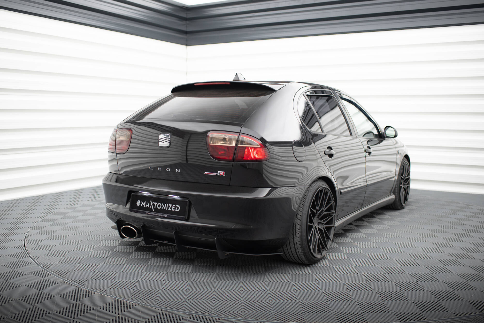 Takadiffuusori Seat Leon Mk1 Cupra, Maxton-2