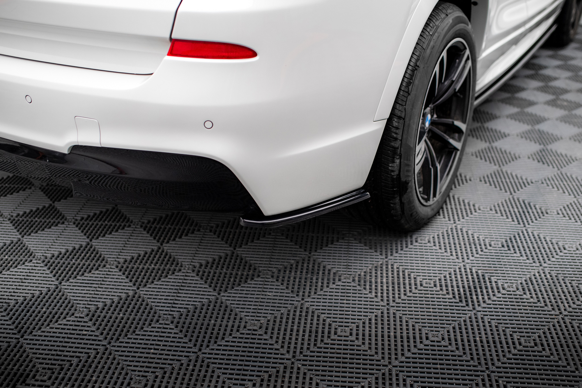 Takasplitterit BMW X3 M-Pack F25 Facelift, Maxton