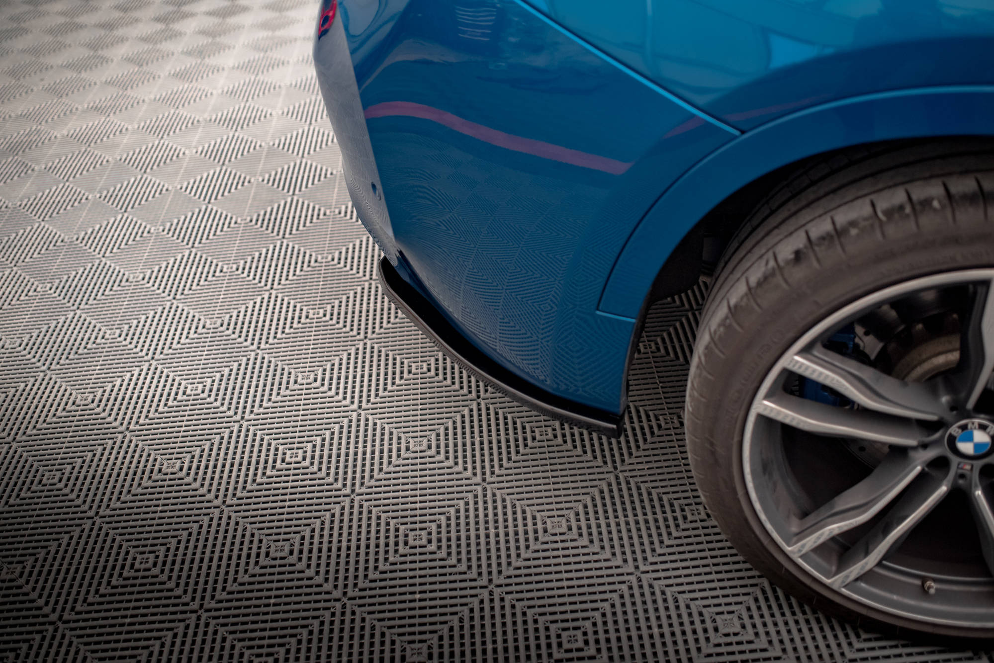 Takasplitterit BMW X6 M F86, Maxton-2