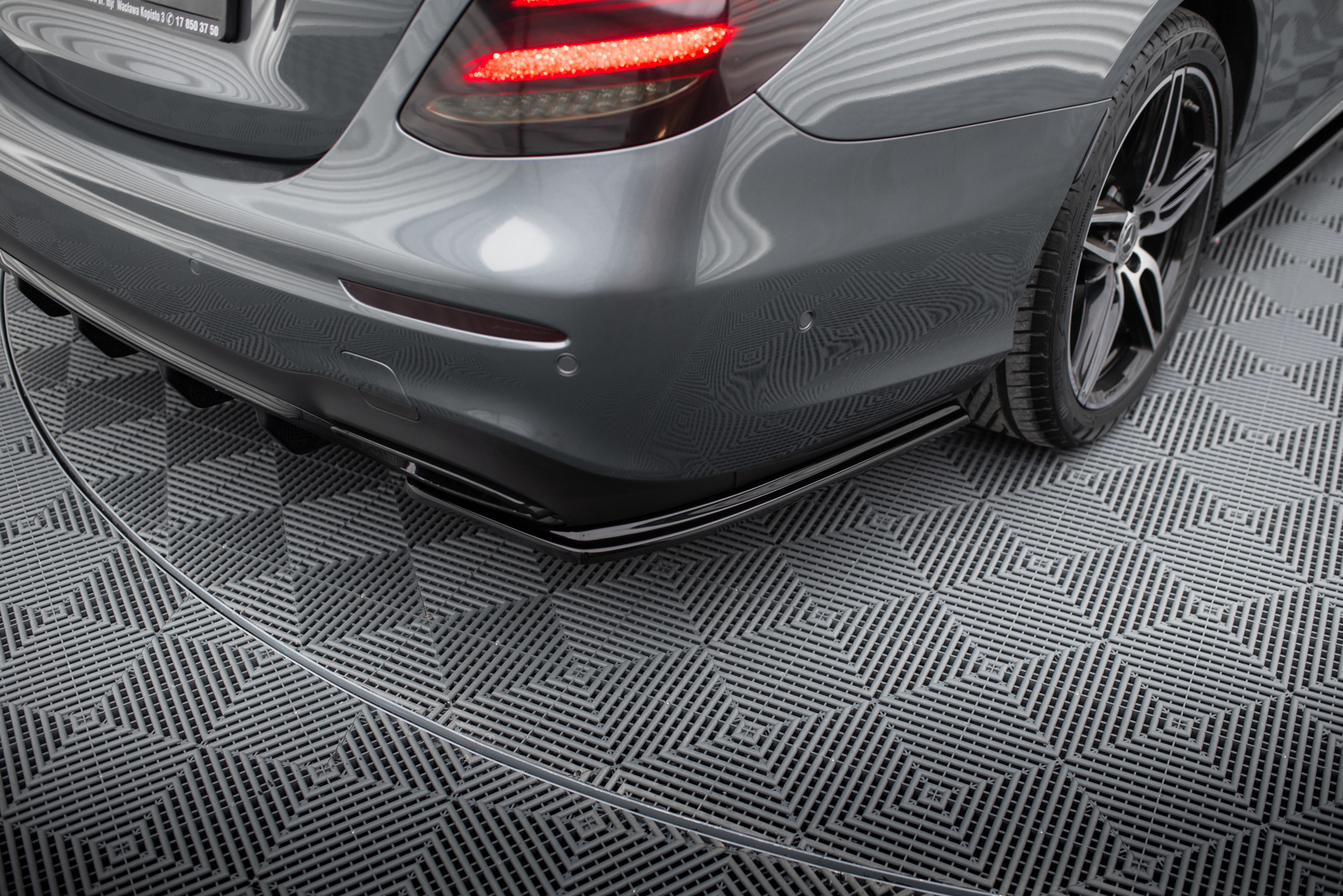 Taka sivusplitterit Mercedes-Benz E43 AMG / AMG-Line Sedan / Estate W213 / S213, Maxton