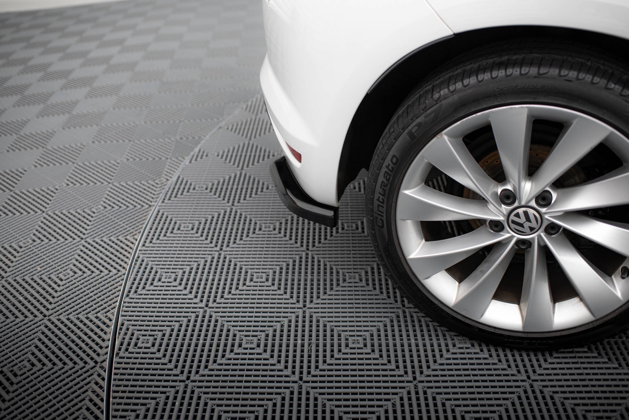 Taka sivusplitterit (V1) Volkswagen Scirocco Mk3 Facelift, Maxton-3