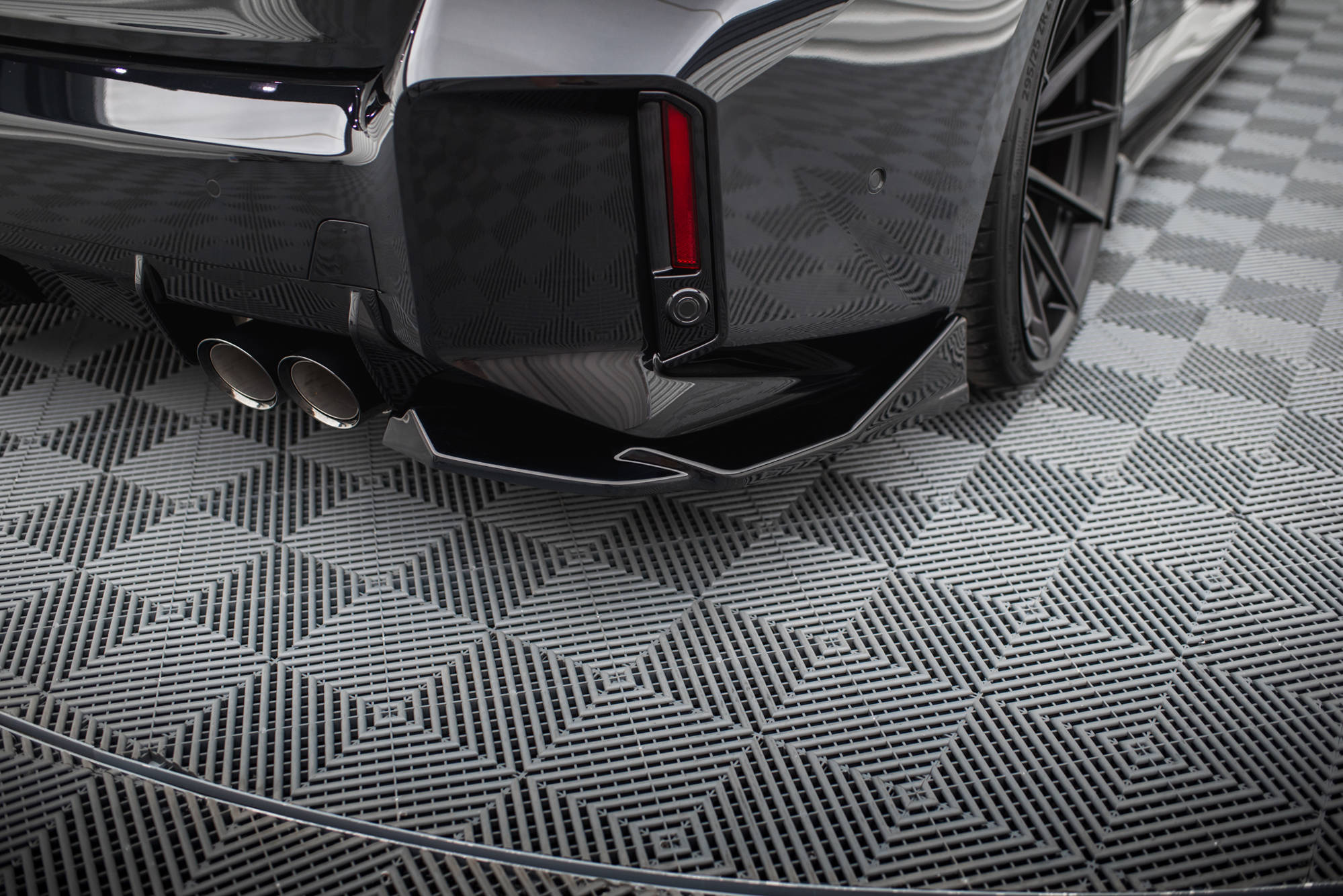 Takasplitterit (V2) BMW M2 G87, Maxton