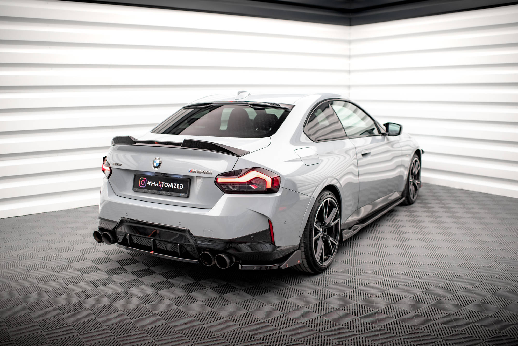 Takasplitterit (V2) + Flaps BMW 2 Coupe M240i G42, Maxton