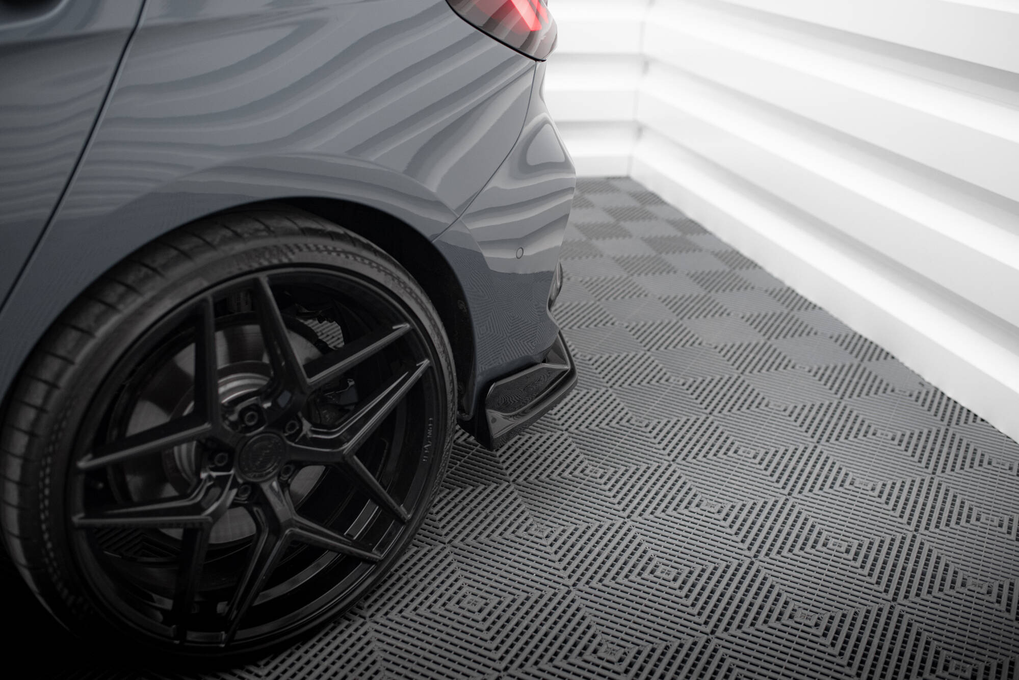 Takasplitterit (V4) BMW 1 M-Pack / M135i / 128ti F40, Maxton-2