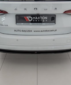 Takasplitteri Skoda Octavia Mk4, Maxton