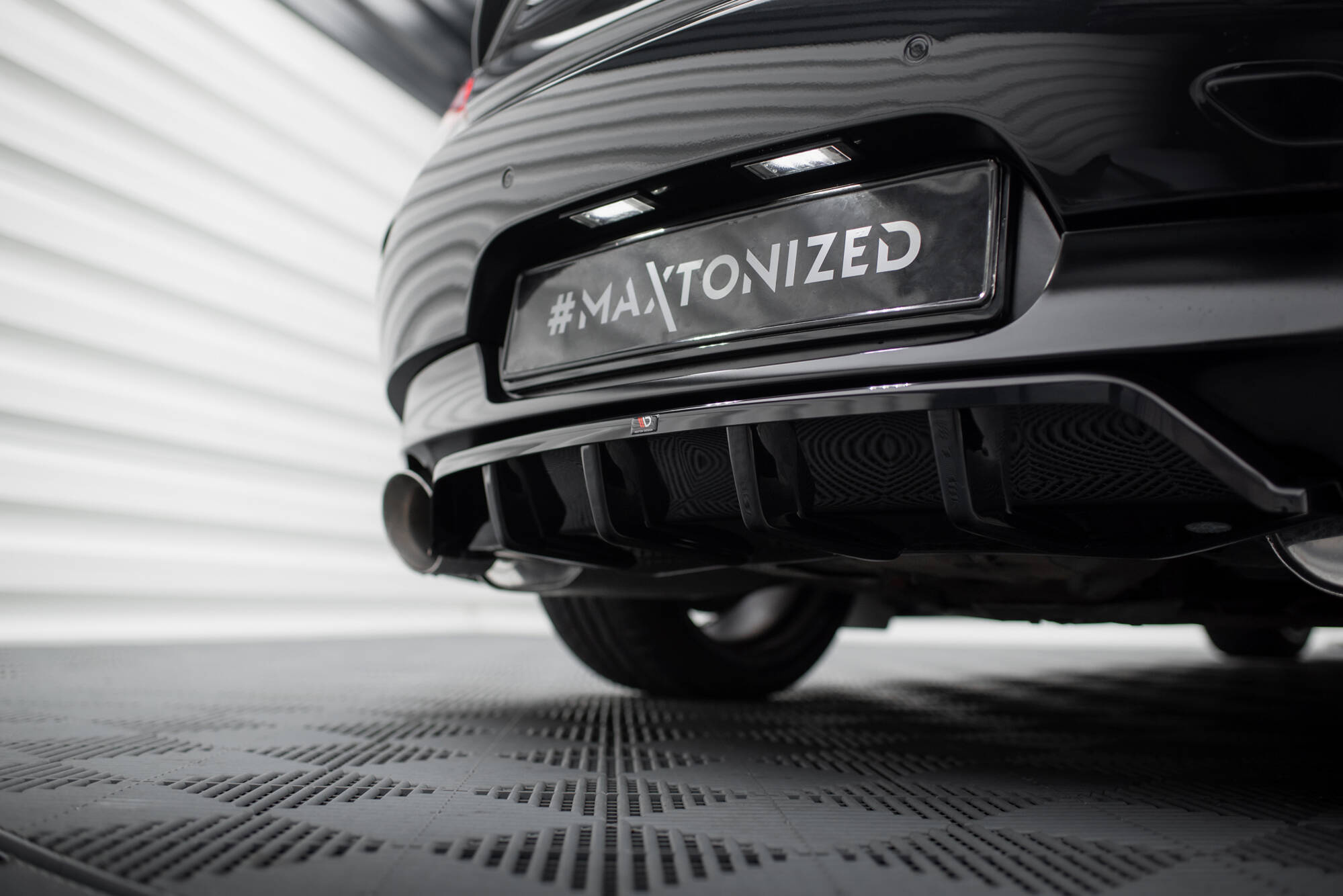 Takasplitteri BMW Z4 M-Pack E89 Facelift, Maxton-4