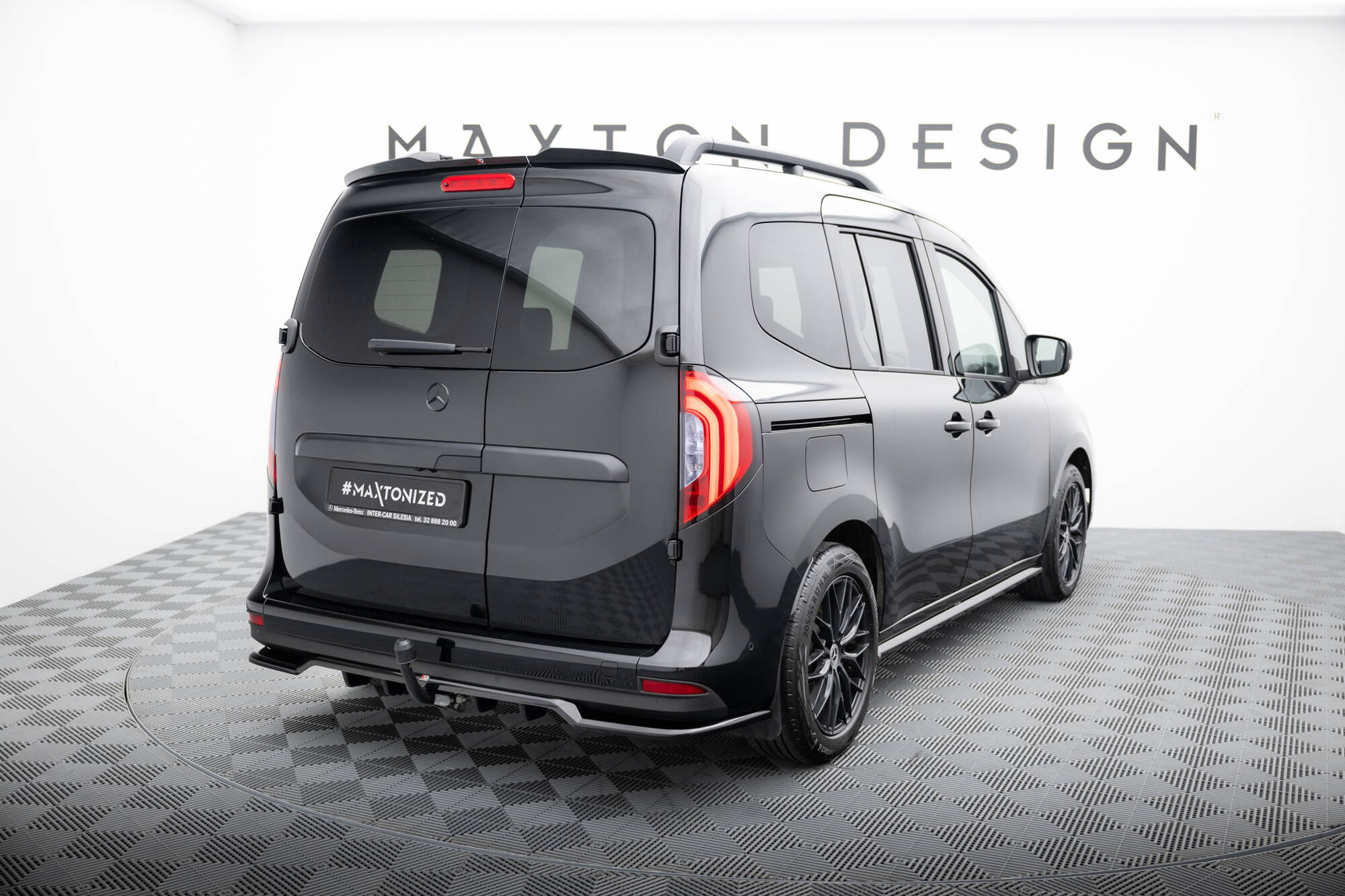 Takasplitteri (w/ v. bars) Mercedes-Benz T W420, Maxton-2