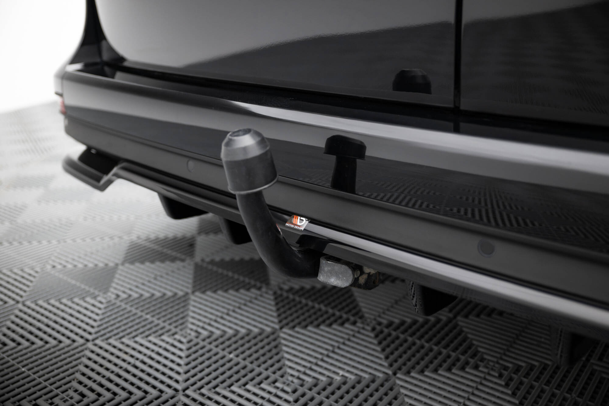 Takasplitteri (w/ v. bars) Mercedes-Benz T W420, Maxton-3