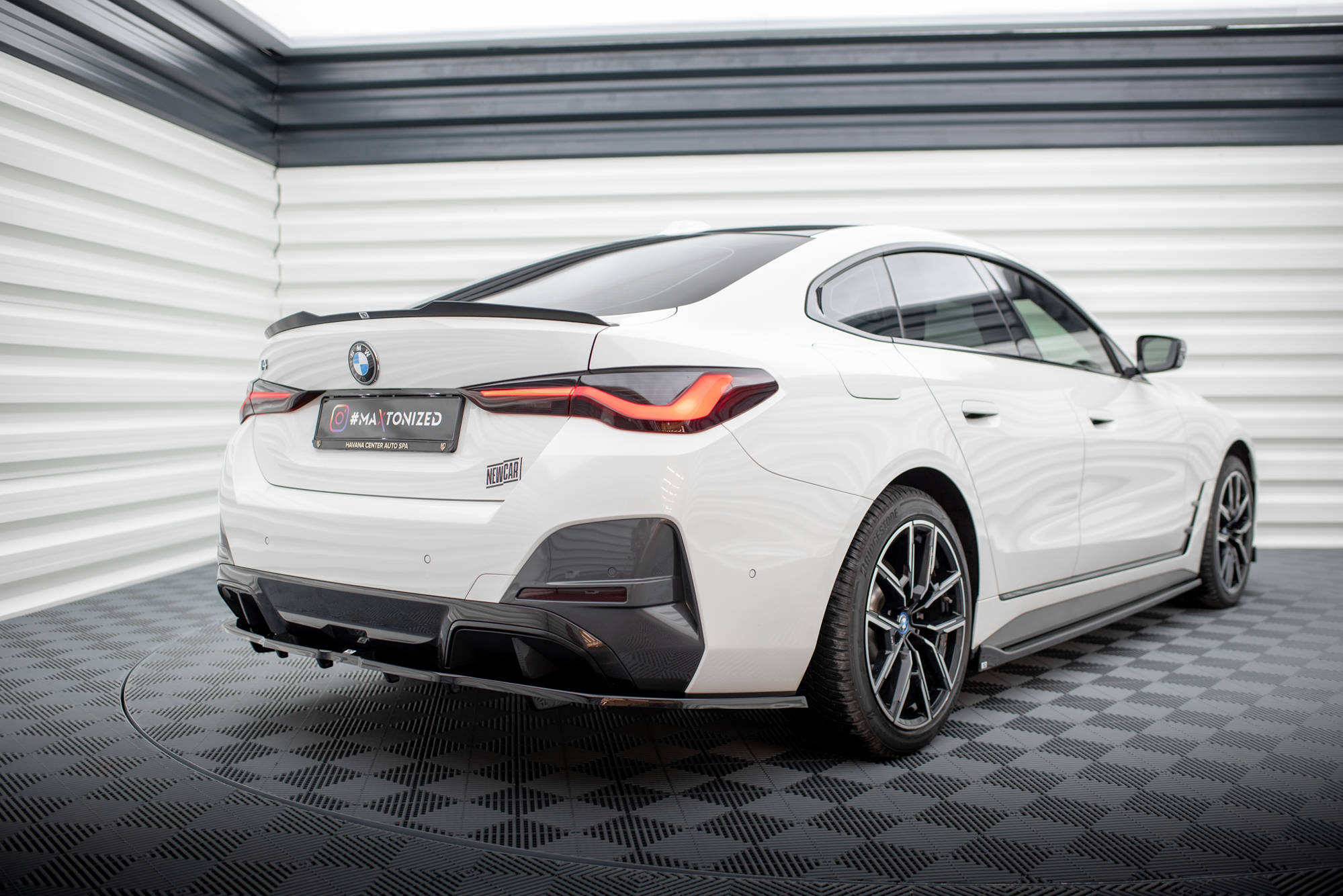 Takasplitteri V.1 BMW i4 M-Pack G26, Maxton-4