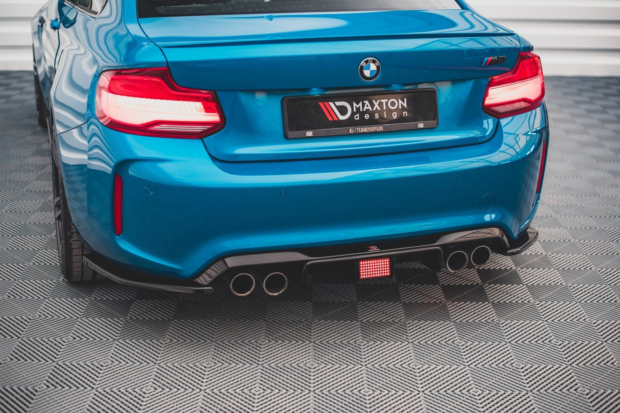 Takahelma BMW M2 F87, Maxton-3