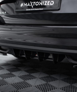 Takahelma Skoda Scala, Maxton