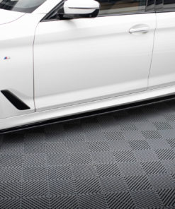 Sivuhelmat (V1) BMW 5 M-Pack / M550d / M550i G30/ G31 M-Pack, Maxton