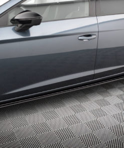 Sivuhelmat v.1 Seat Leon Mk3 Cupra/ FR Facelift, Maxton