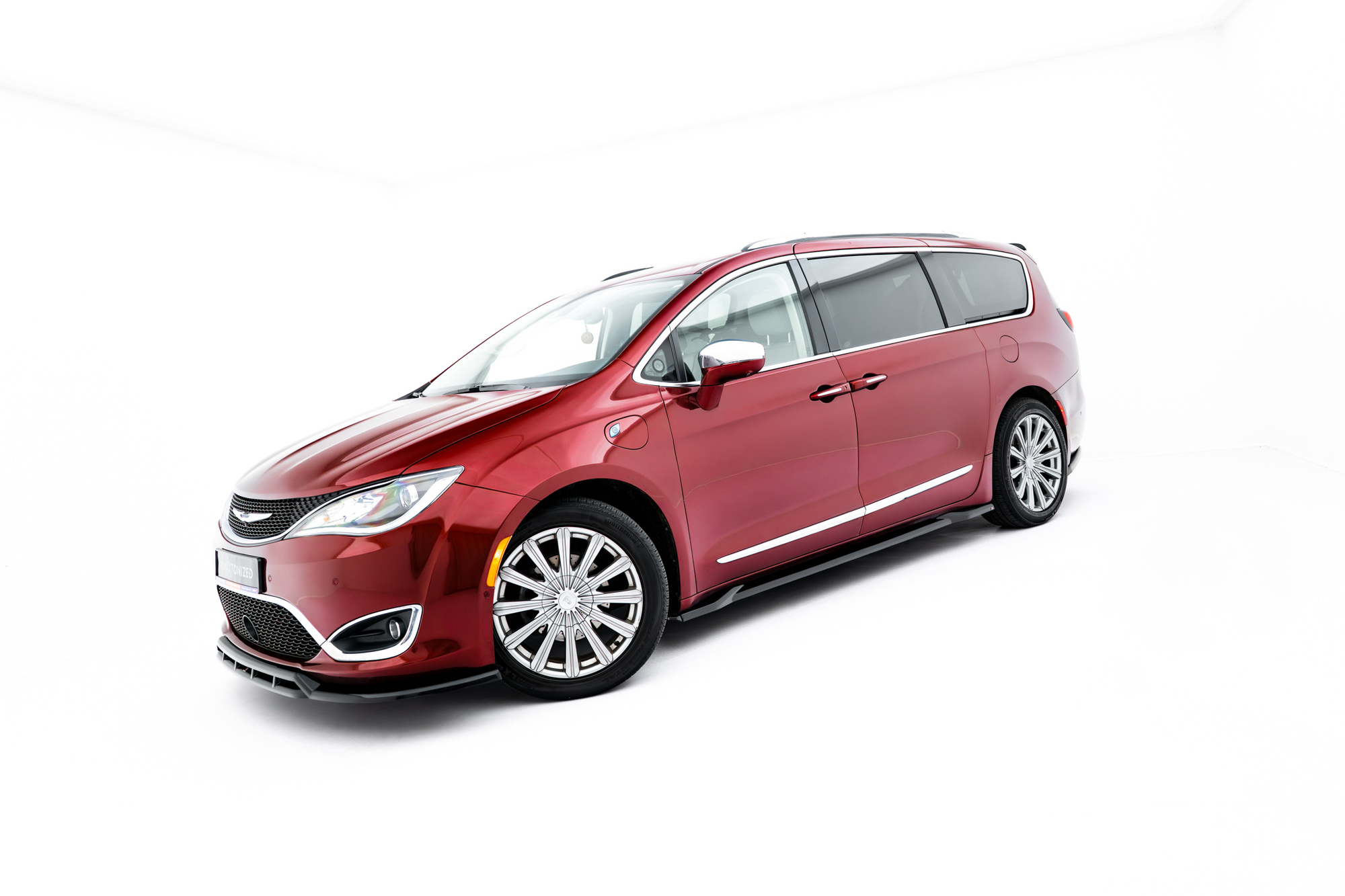 Splitterisarja Chrysler Pacifica Mk2, Maxton