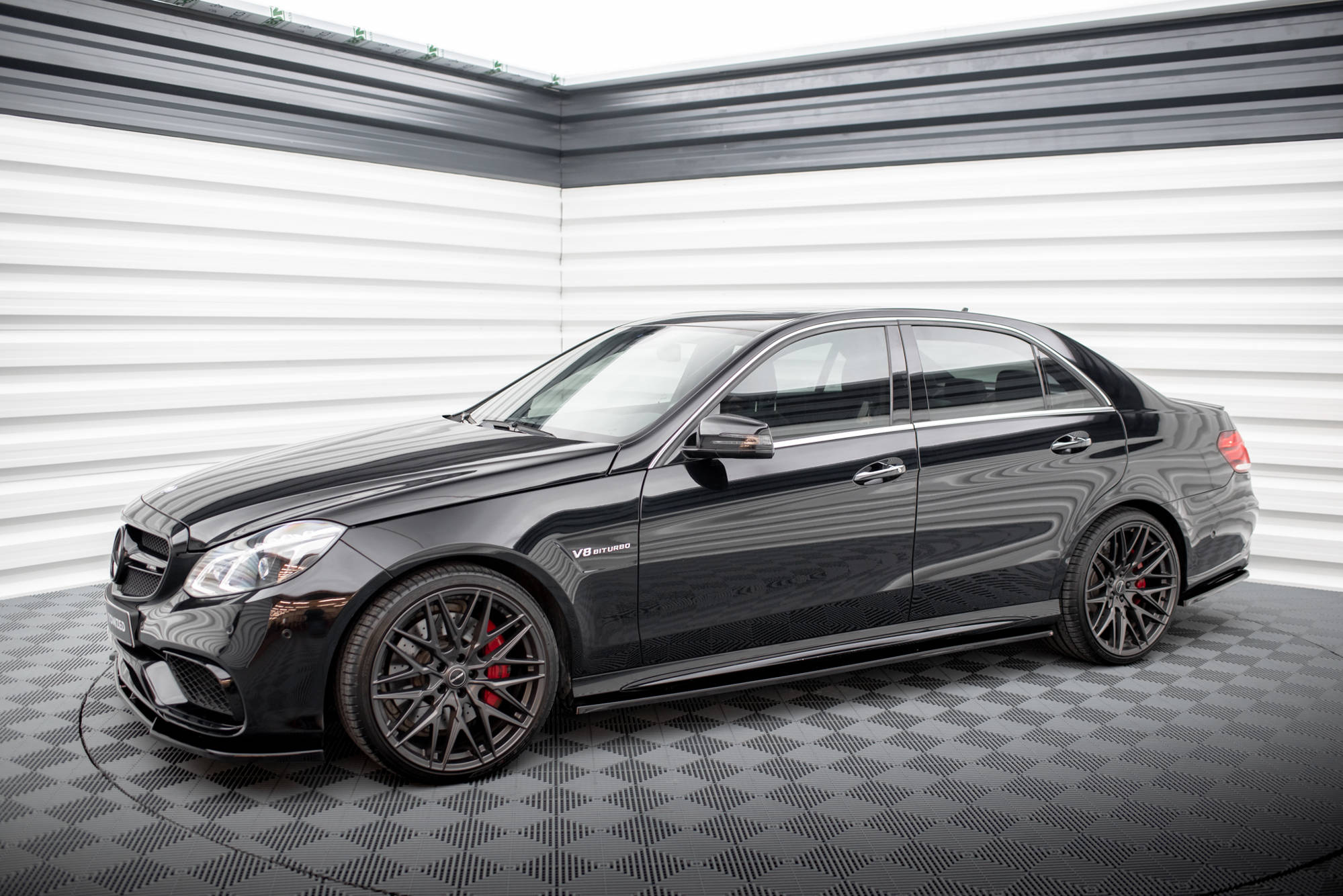 Splitterisarja Mercedes-Benz E63 AMG Sedan W212 Facelift, Maxton