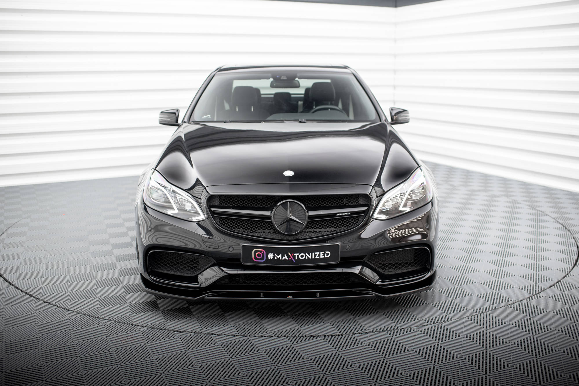 Splitterisarja Mercedes-Benz E63 AMG Sedan W212 Facelift, Maxton-2