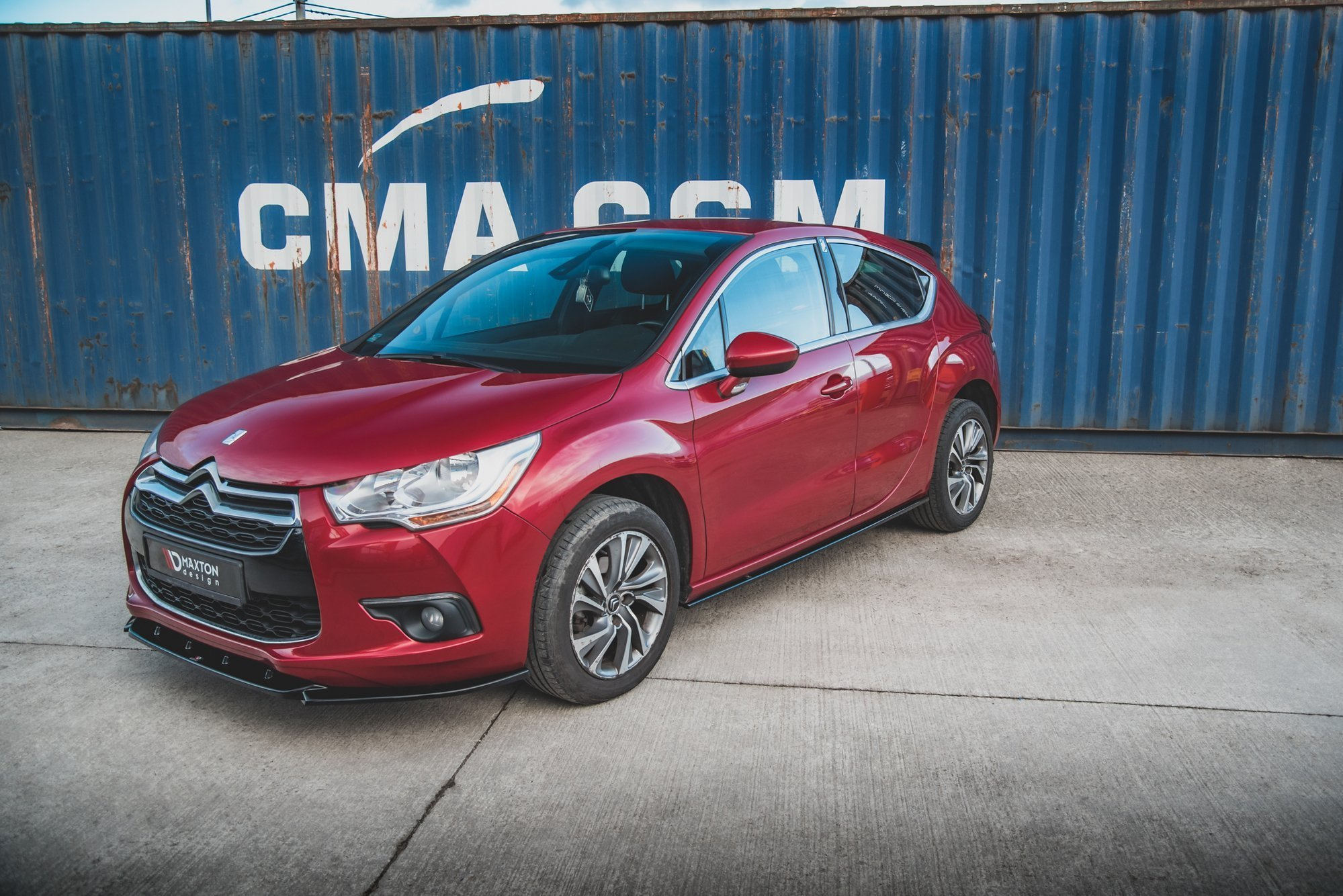 Sivuhelman levikkeet Citroen DS4, Maxton-2