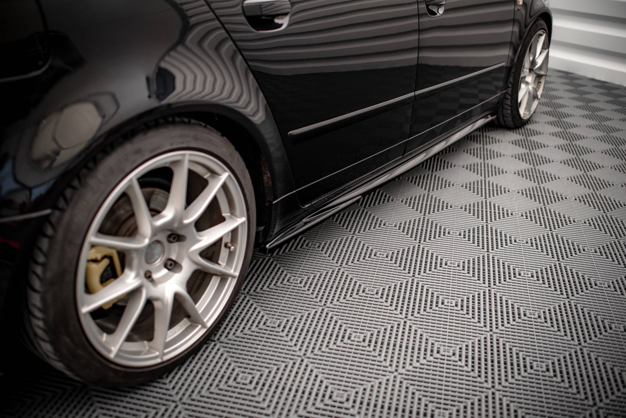 Sivuhelmat Seat Exeo, Maxton