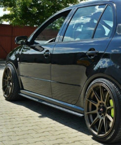 Sivuhelmat Skoda Fabia RS Mk1, Maxton