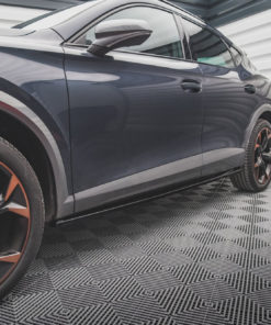 Sivuhelmat (V1) Cupra Formentor, Maxton