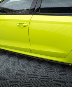 Sivuhelmat (V1) Skoda Octavia RS Mk4, Maxton